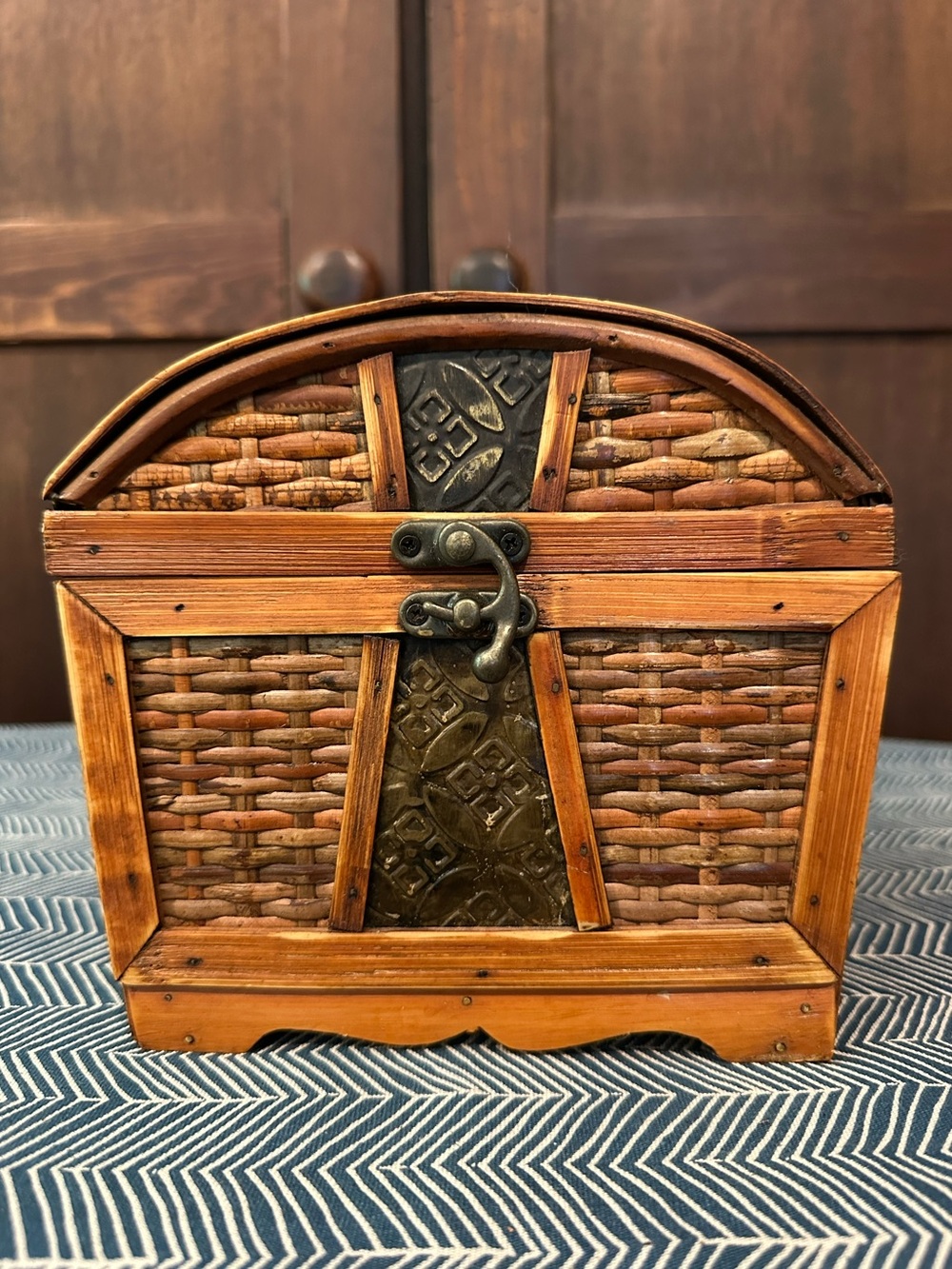 Metal and wood • small treasure box • hinged lid